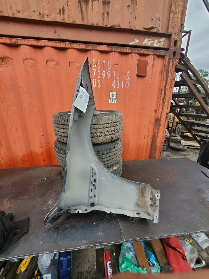 2017 JAGUAR XF 6cyl Supercharged 3.0 Left FENDER - 471017 — photo 4