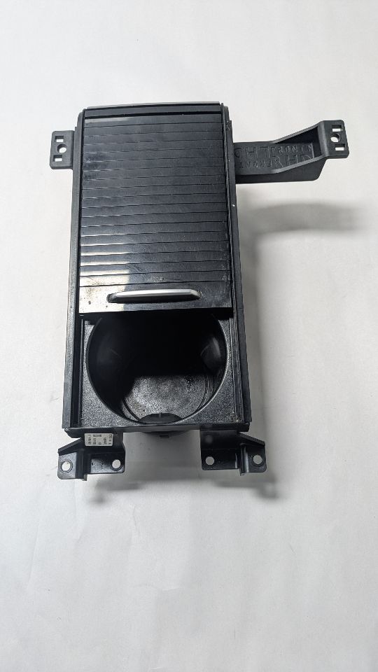 2017 JAGUAR XF 6cyl Supercharged 3.0 Accessory Holders - 471037 — photo 1