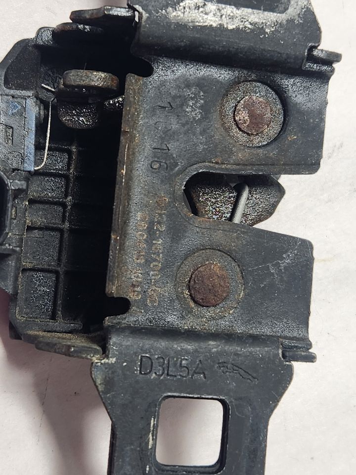 2017 JAGUAR XF 6cyl Supercharged 3.0 Keys/Latches/Locks - 471065 — photo 2