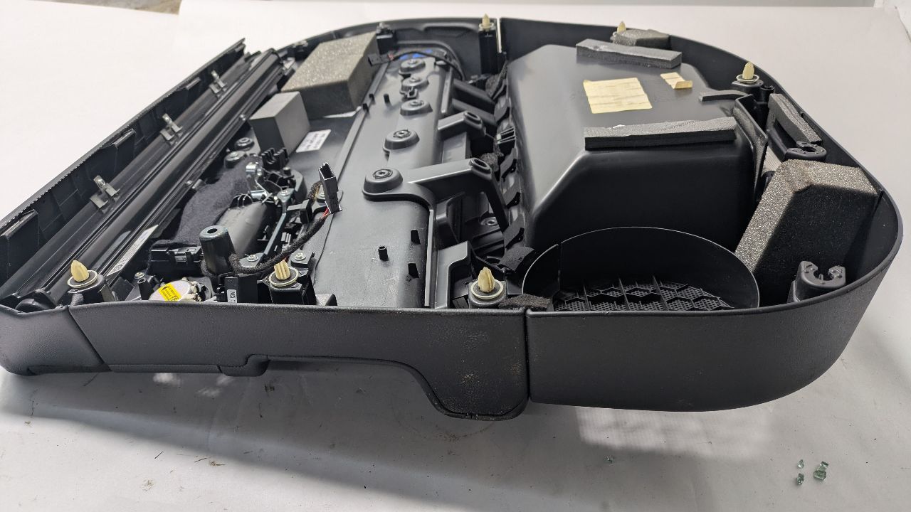 2017 JAGUAR XF 6cyl Supercharged 3.0 TRIM PANEL, RR DR - 471080 — photo 5