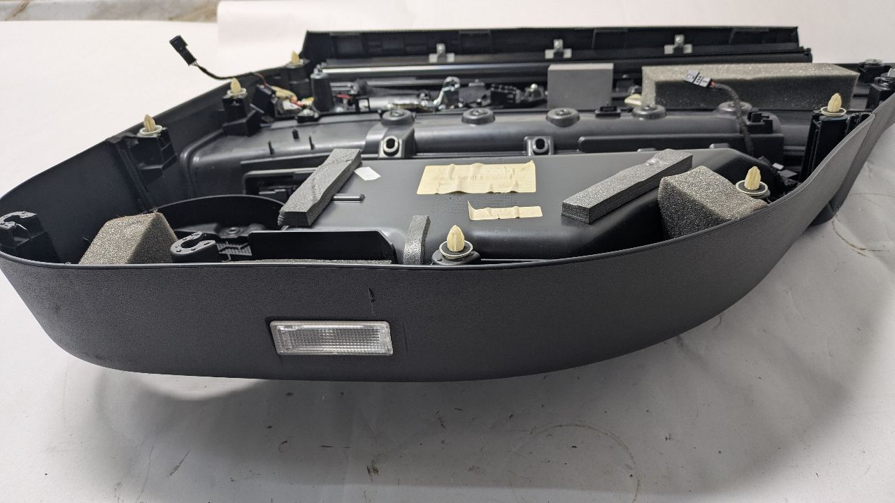 2017 JAGUAR XF 6cyl Supercharged 3.0 TRIM PANEL, RR DR - 471080 — photo 6