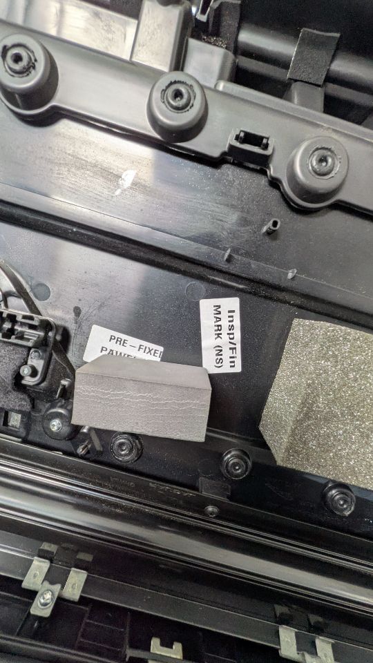 2017 JAGUAR XF 6cyl Supercharged 3.0 TRIM PANEL, RR DR - 471087 — photo 3