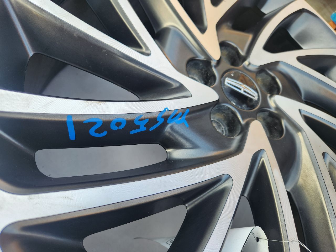2019 LINCOLN NAUTILUS WHEEL - 471163 — photo 2