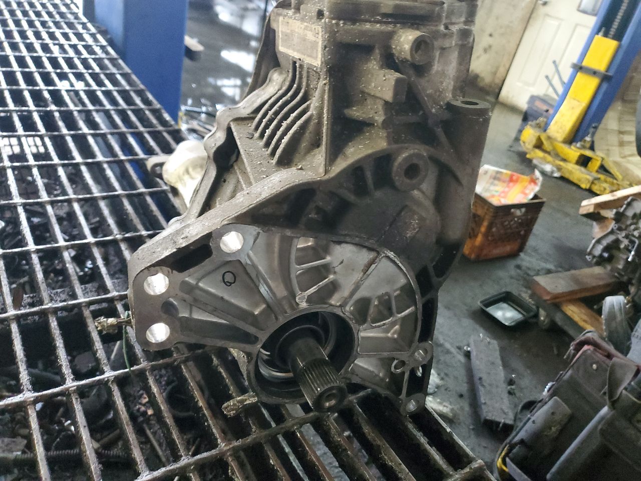 2016 CHEVROLET EQUINOX TRANSFER CASE ASSY - 471237 — photo 2