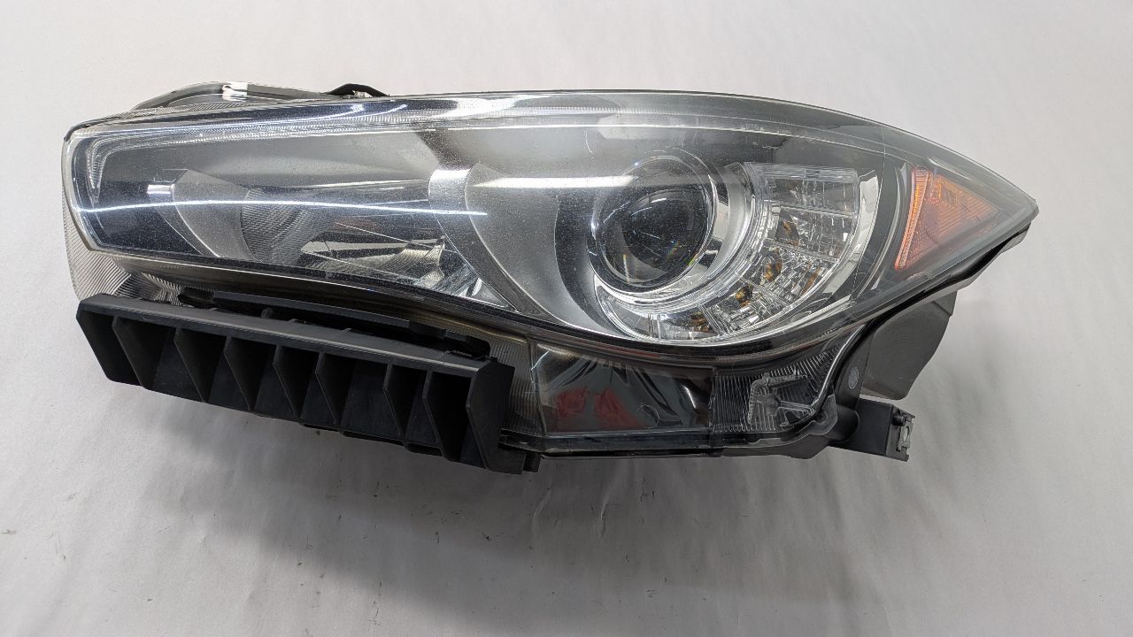 2016 INFINITI Q50 Left HEADLAMP ASSEMBLY - 471257 — photo 1