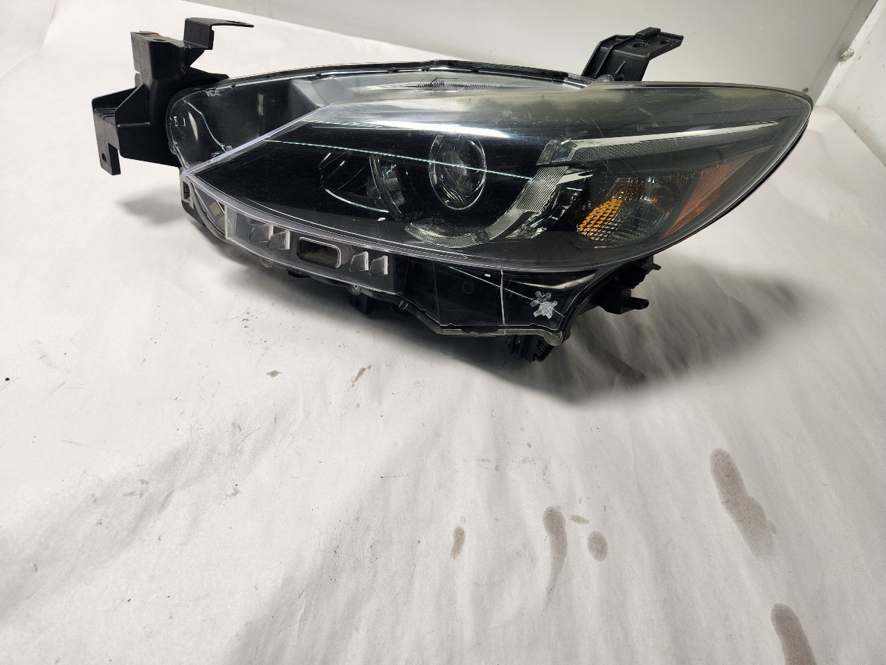 2016 MAZDA 6 Left HEADLAMP ASSEMBLY - 471567