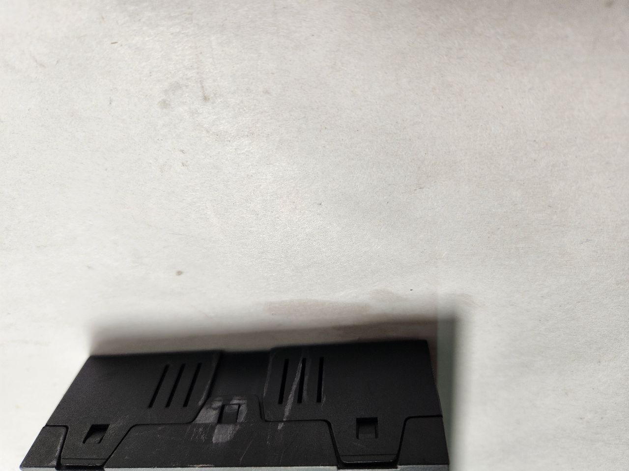 2008 BMW 750i Fuse Box, Engine - 471935 — photo 3