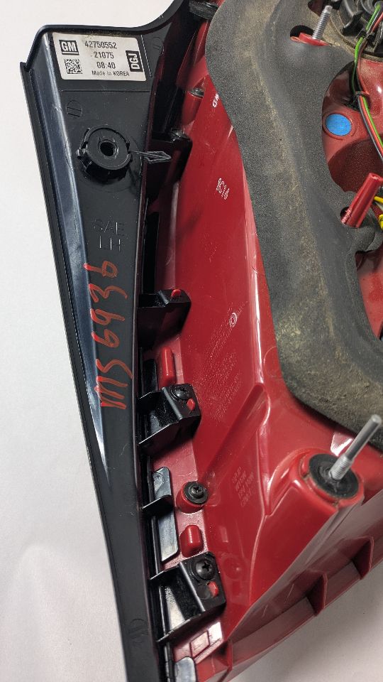 2021 BUICK ENCORE Left TAIL LAMP - 471956 — photo 3