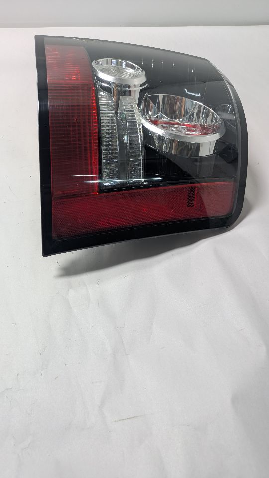 2012 LAND ROVER RANGE ROVER Right TAIL LAMP - 471985