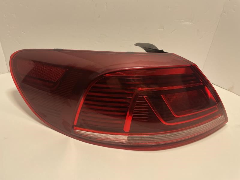 2013 VOLKSWAGEN CC Left TAIL LAMP - 472