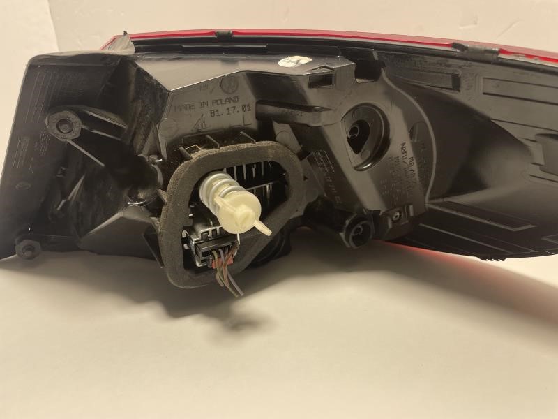 2013 VOLKSWAGEN CC Left TAIL LAMP - 472 — photo 5