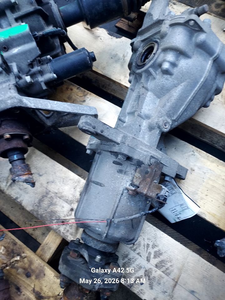 2013 KIA SORENTO CARRIER ASSEMBLY - 472038 — photo 1