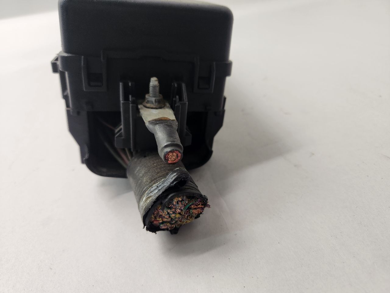 2008 LINCOLN NAVIGATOR Fuse Box, Engine - 472072 — photo 5