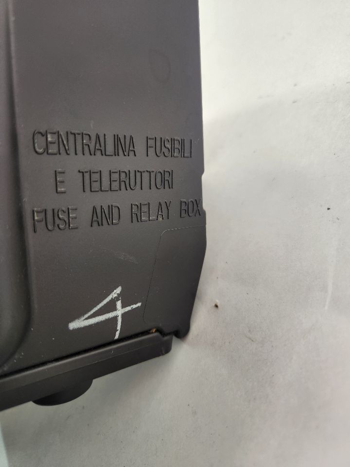 2024 DODGE HORNET Fuse Box, Engine - 472113 — photo 4