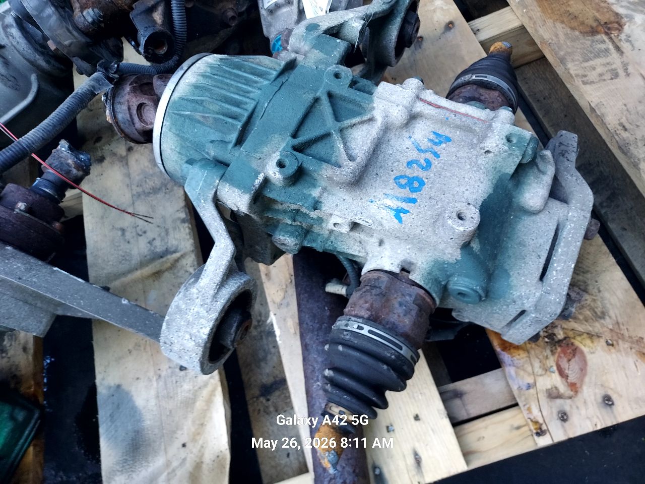2014 TOYOTA RAV4 CARRIER ASSEMBLY - 472550 — photo 2