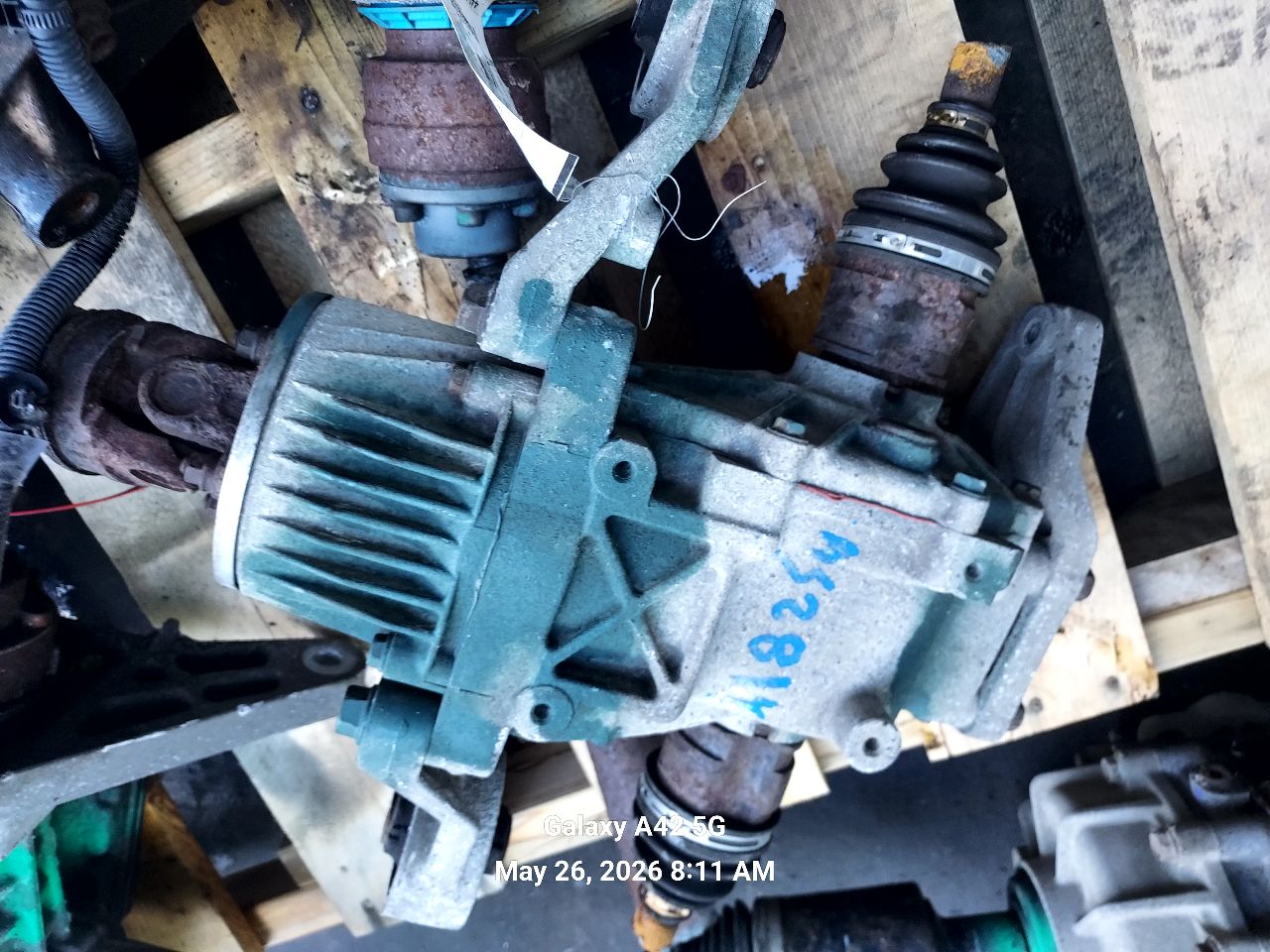 2014 TOYOTA RAV4 CARRIER ASSEMBLY - 472550 — photo 3
