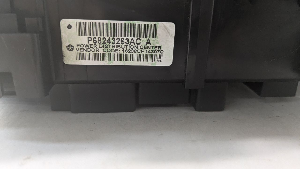 2015 DODGE 1500 PICKUP Fuse Box, Engine - 472596 — photo 5