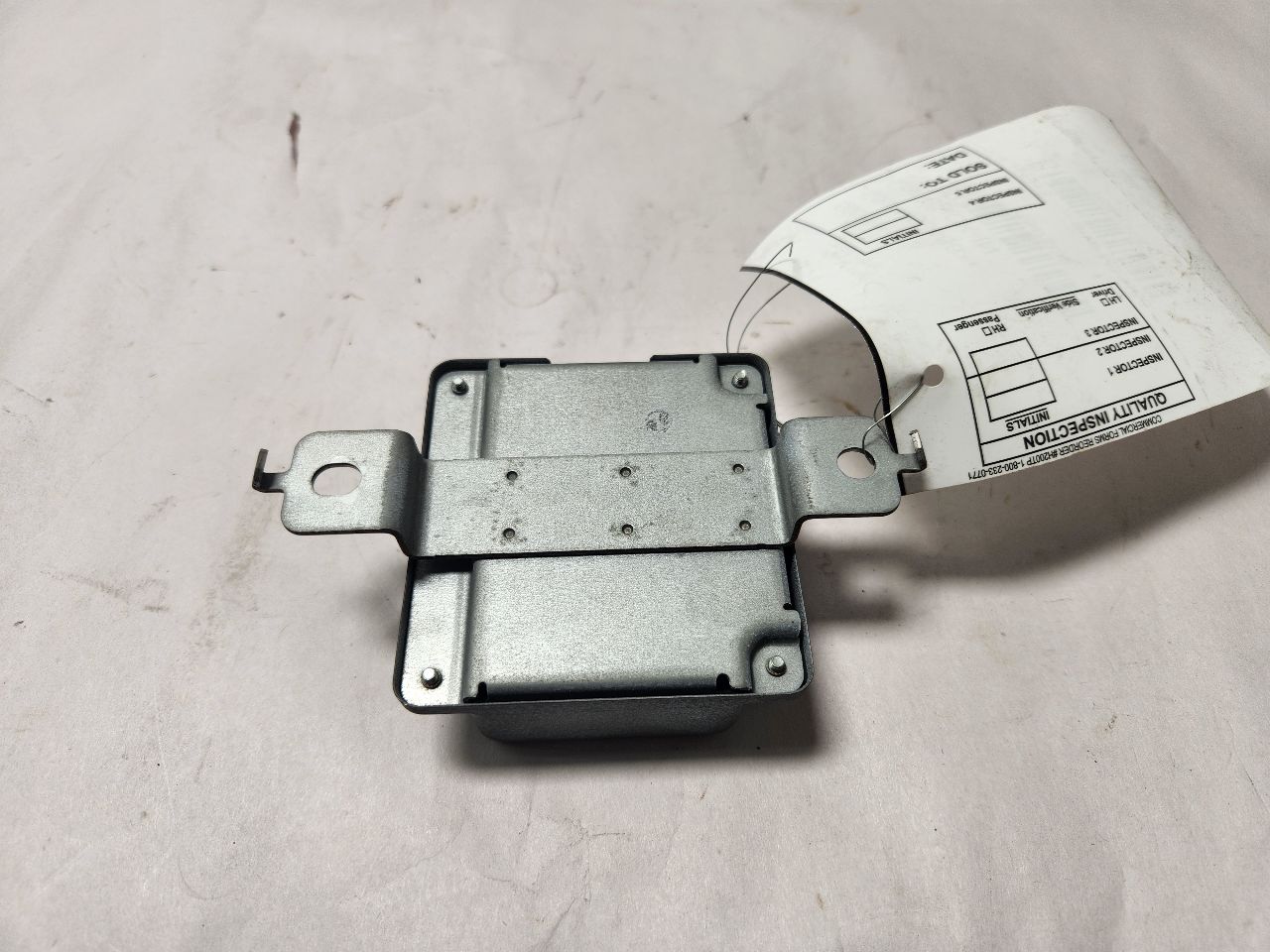 2013 INFINITI JX35 Chassis Cont Mod - 473135 — photo 2