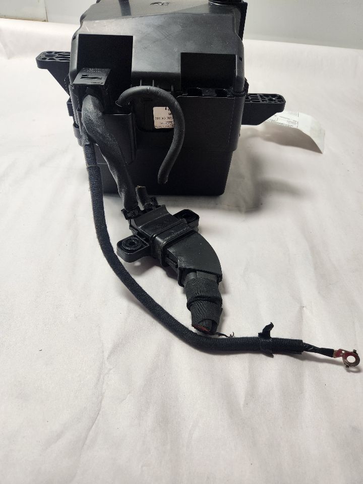 2017 GENESIS G80 Fuse Box, Engine - 473183 — photo 6
