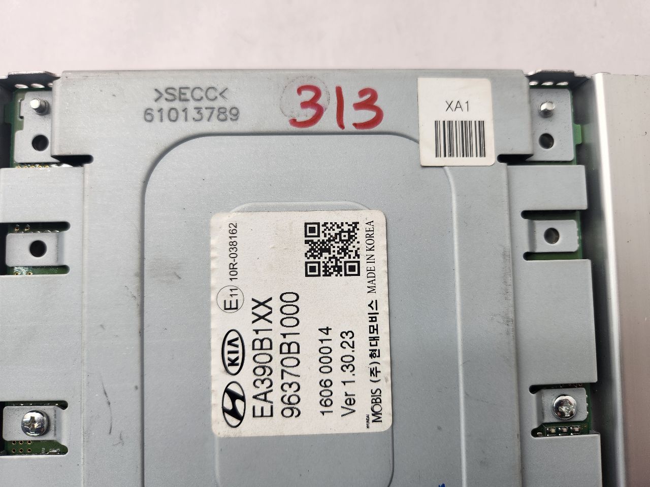 2017 GENESIS G80 Radio Audio - 473255 — photo 2