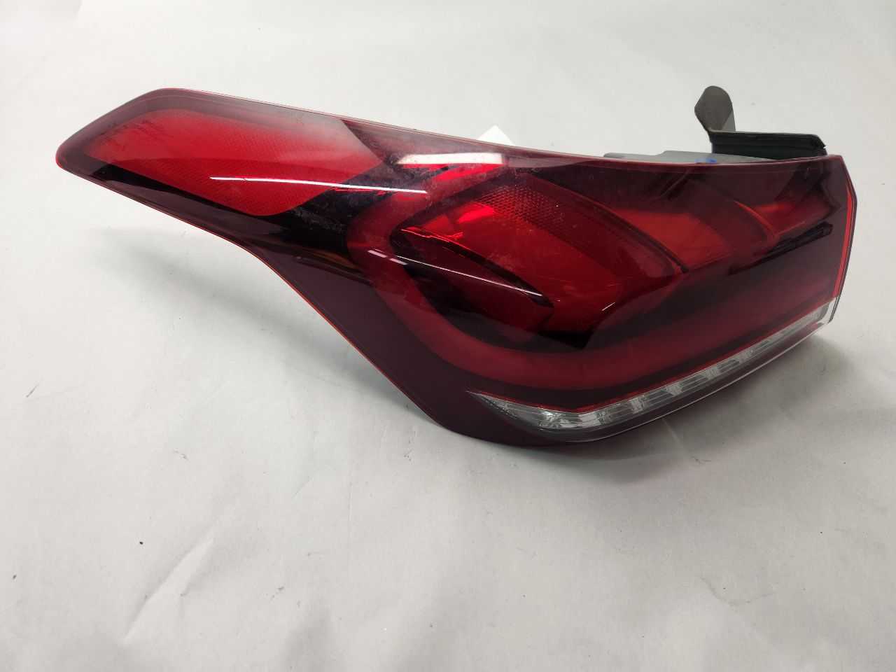 2017 GENESIS G80 Left TAIL LAMP - 473258