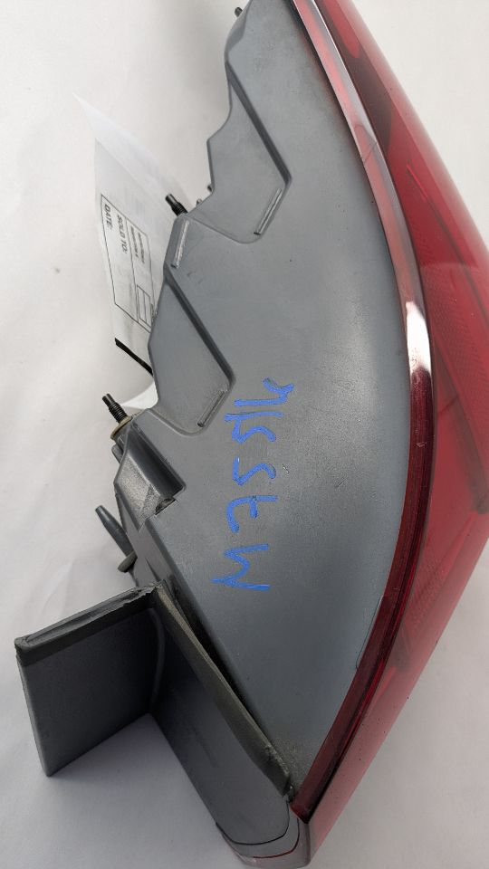 2017 GENESIS G80 Right TAIL LAMP - 473259 — photo 3