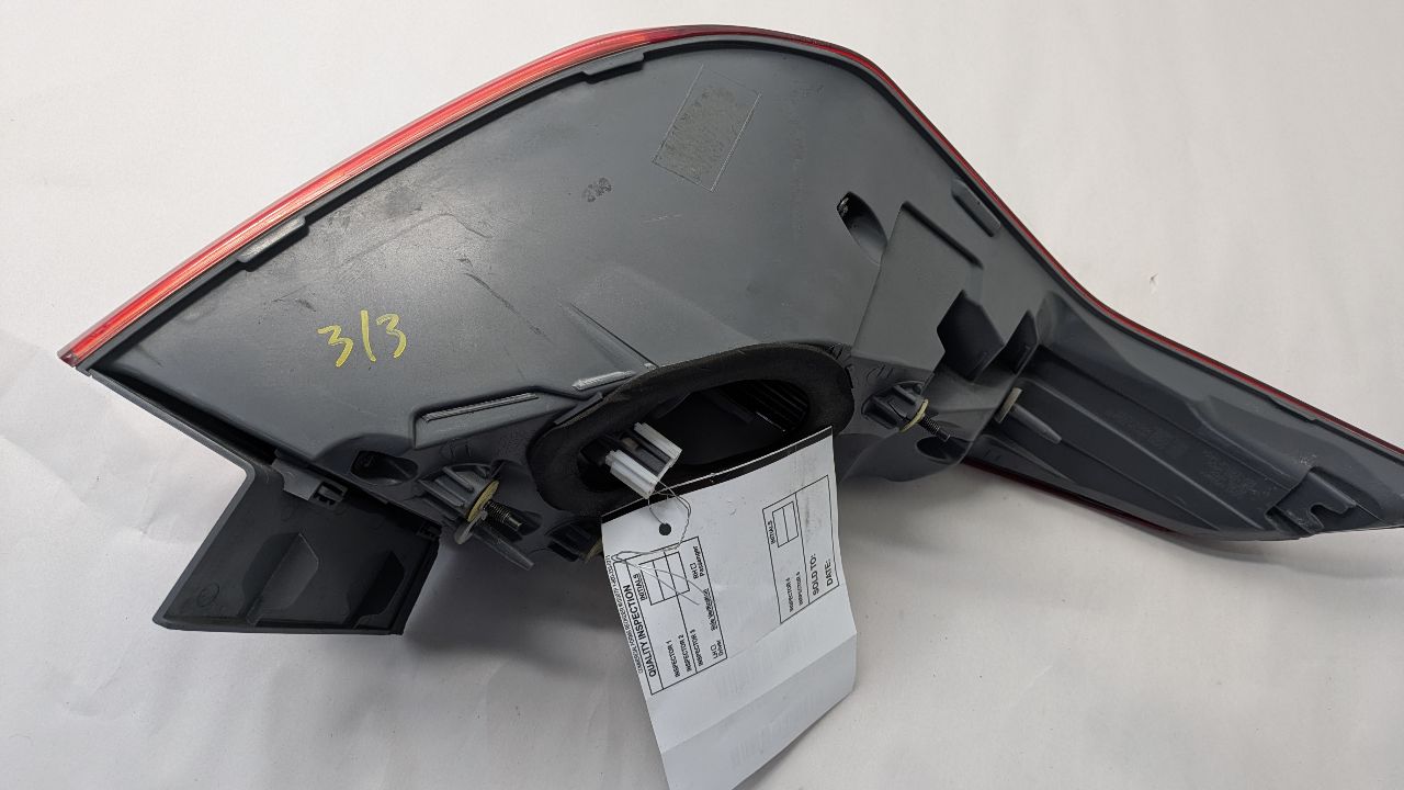 2017 GENESIS G80 Right TAIL LAMP - 473259 — photo 4