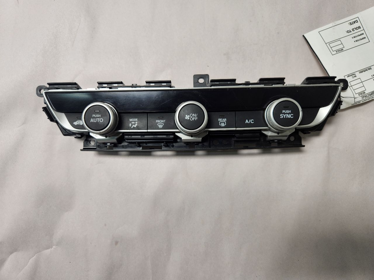 2019 HONDA ACCORD TEMP CONTROL - 473588 — photo 1
