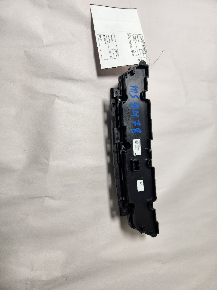 2019 HONDA ACCORD TEMP CONTROL - 473588 — photo 4