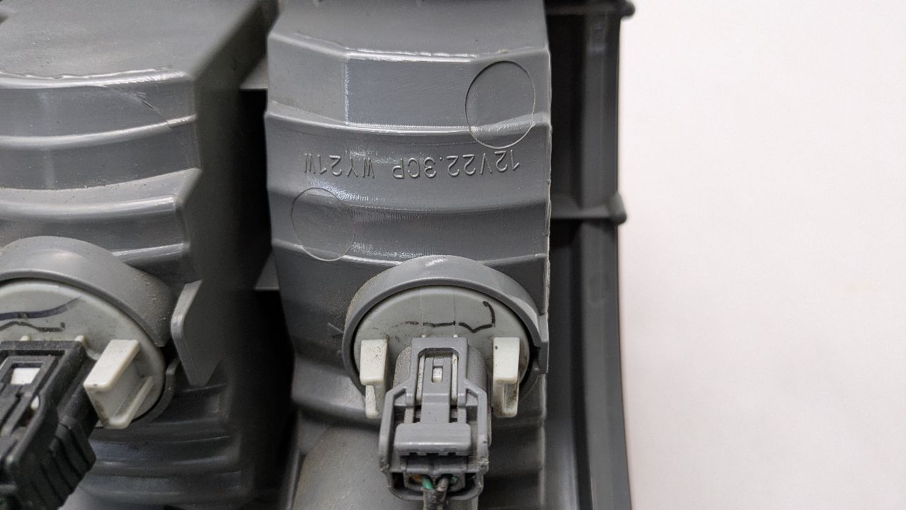 2016 HONDA CR-V Right TAIL LAMP - 473783 — photo 4