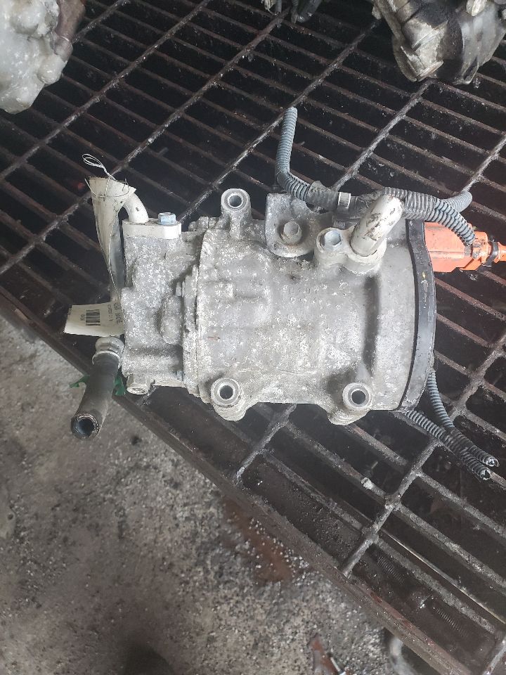 2016 TOYOTA PRIUS AC COMPRESSOR - 473849 — photo 2