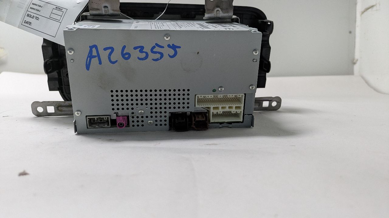 2022 NISSAN KICKS 1.6L 4cyl Gasoline Radio Audio - 473884 — photo 4