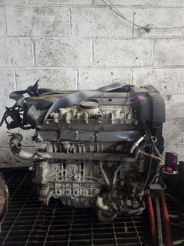 2011 VOLVO 30 SERIES ENGINE ASSEMBLY - 474033 — photo 2