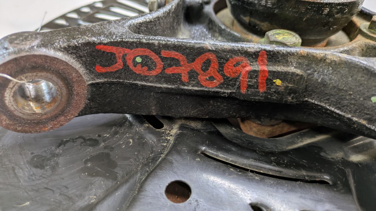 2024 SUBARU LEGACY Right SPINDLE KNUCKLE, FR - 474498 — photo 2