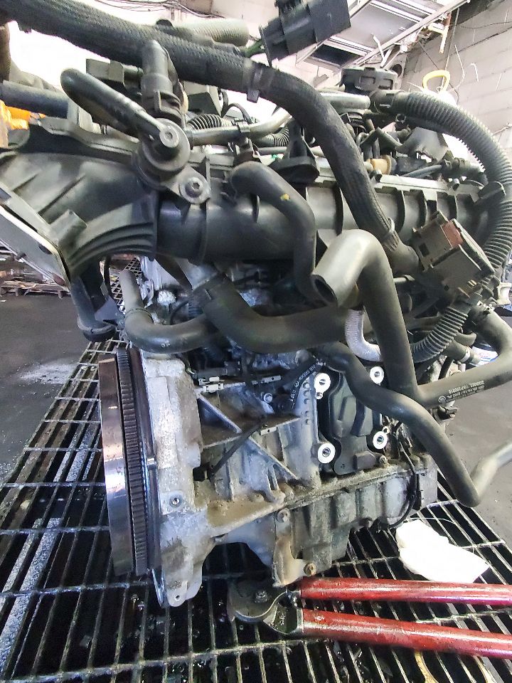 2017 INFINITI QX30 ENGINE ASSEMBLY - 474614 — photo 2
