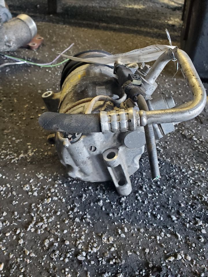 2017 INFINITI QX30 AC COMPRESSOR - 474623 — photo 4