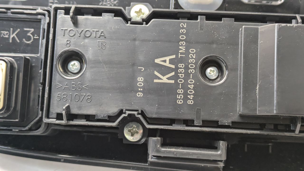 2023 TOYOTA VENZA COMPLETE INTERIOR - 474859 — photo 6