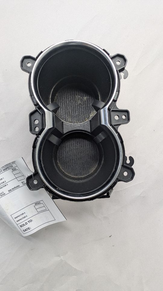 2023 TOYOTA VENZA COMPLETE INTERIOR - 474864 — photo 1