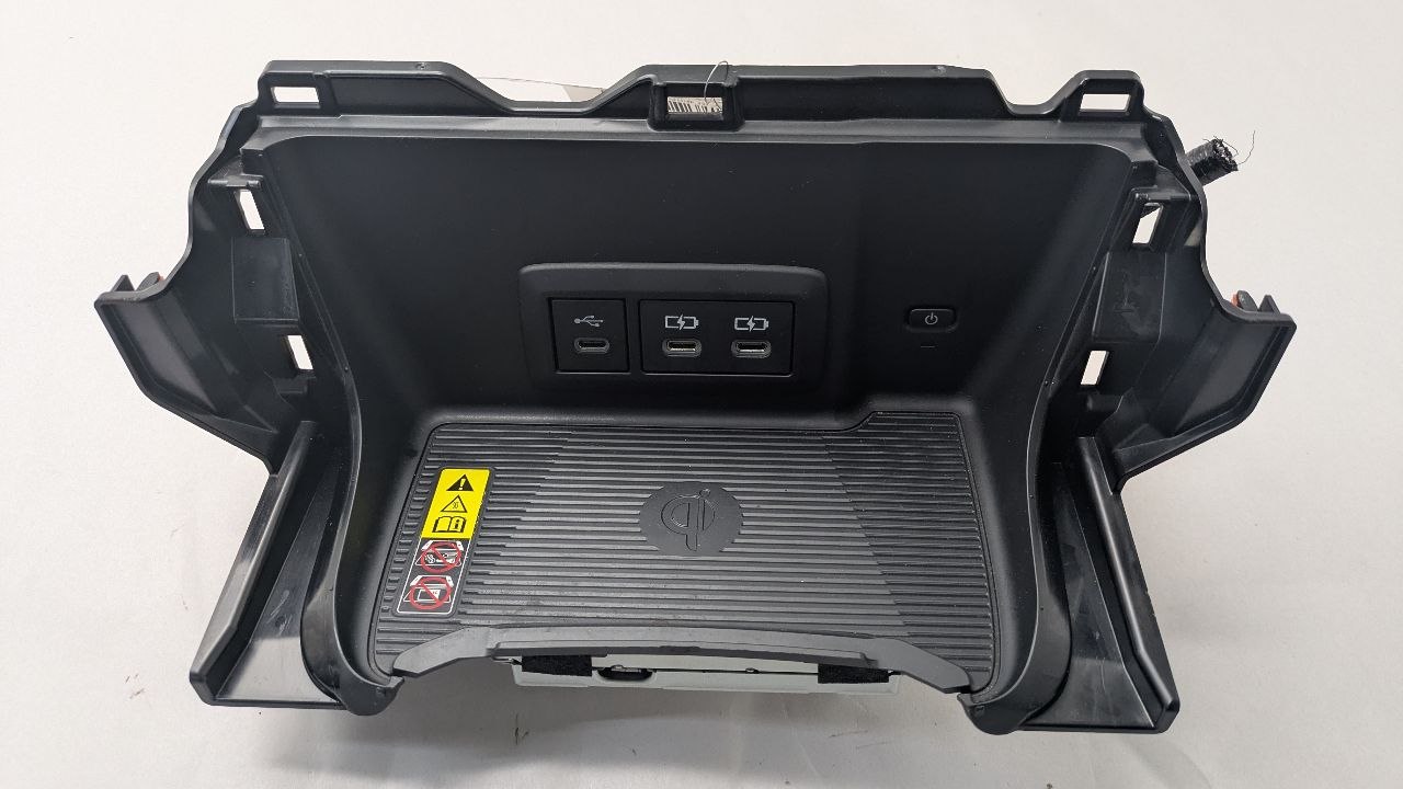 2023 TOYOTA VENZA COMPLETE INTERIOR - 474878 — photo 1