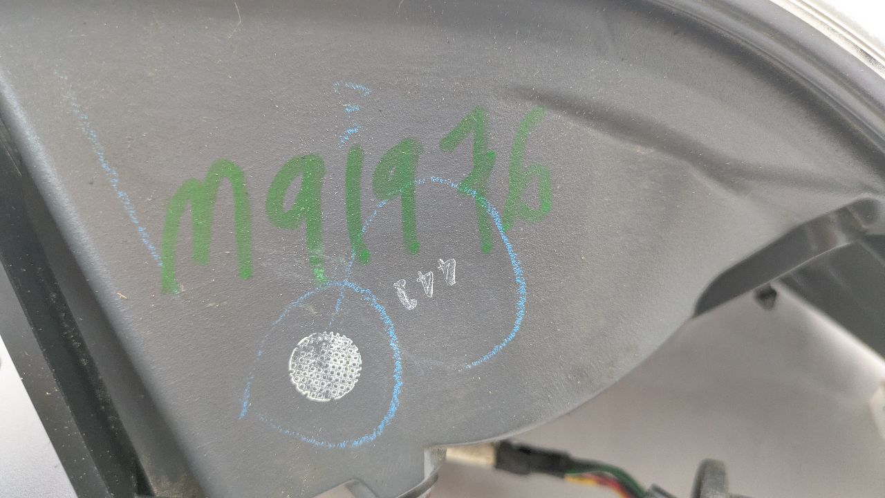 2014 LEXUS CT200H Left TAIL LAMP - 474985 — photo 4