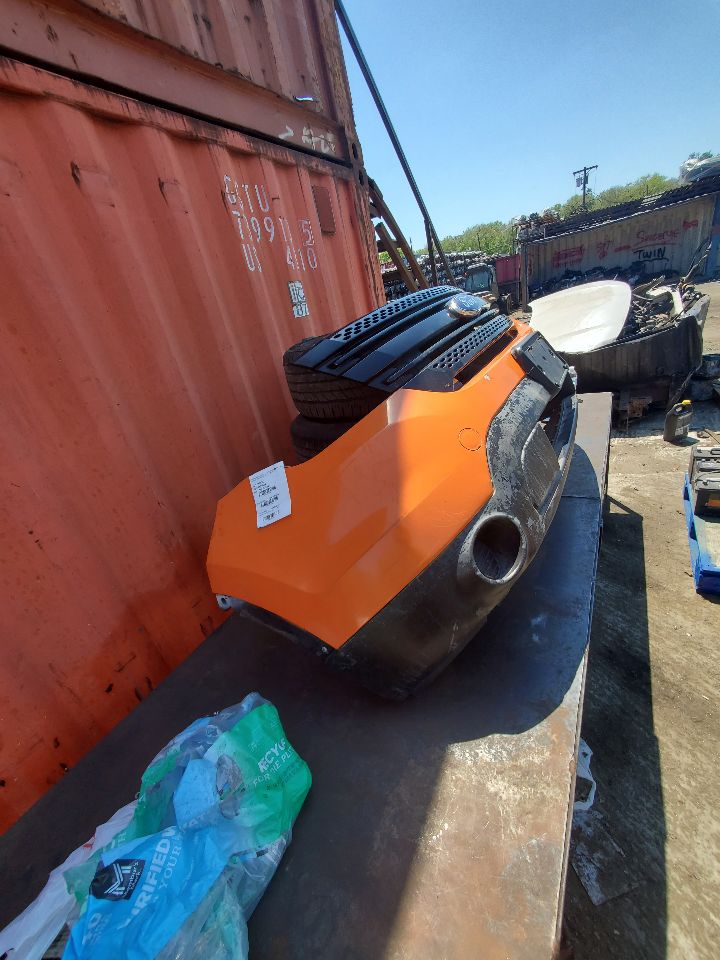 2015 FORD EXPLORER BUMPER ASSY, FRONT - 475100 — photo 2