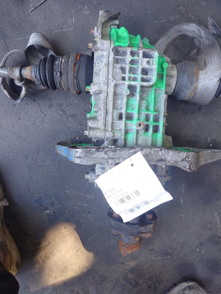 2014 MERCEDES-BENZ CLA-CLASS CARRIER ASSEMBLY - 475133