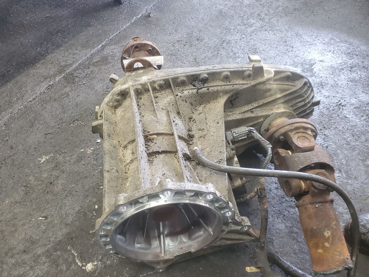 2013 FORD F350SD PICKUP TRANSFER CASE ASSY - 475447 — photo 2