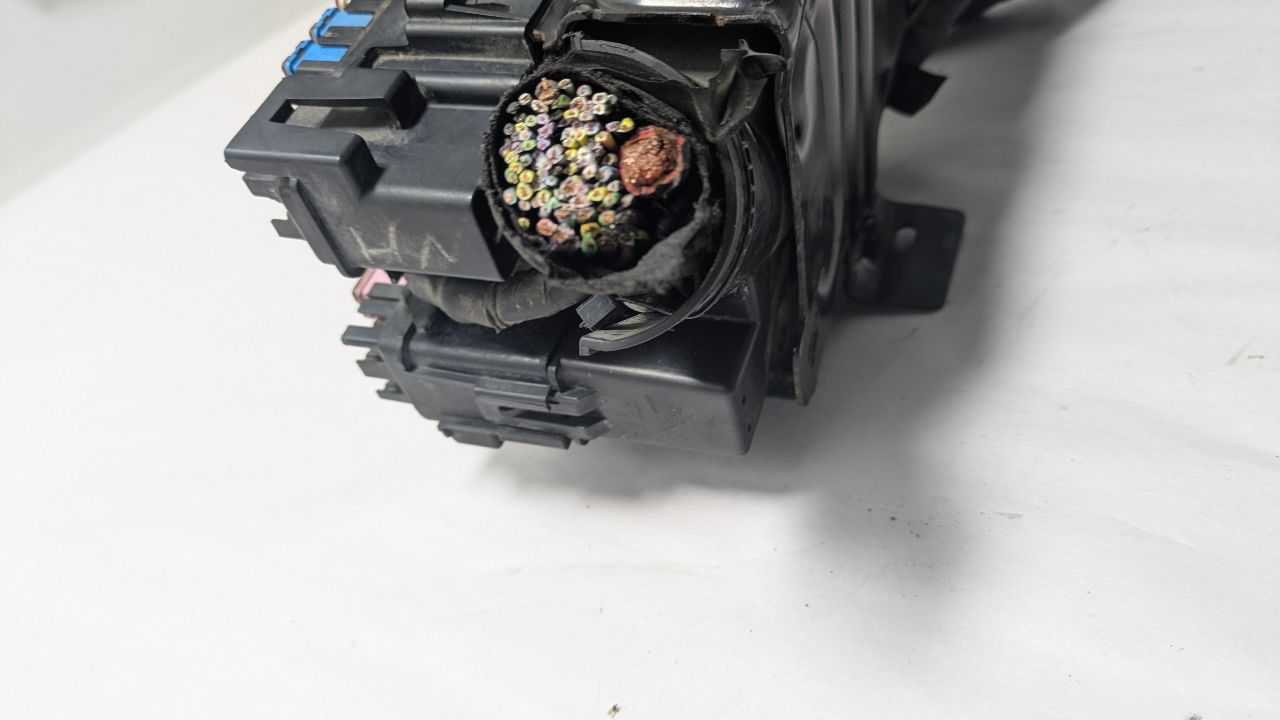 2013 FORD F350SD PICKUP Fuse Box, Engine - 475453 — photo 6