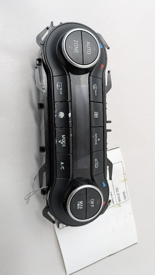2017 INFINITI QX30 TEMP CONTROL - 475558