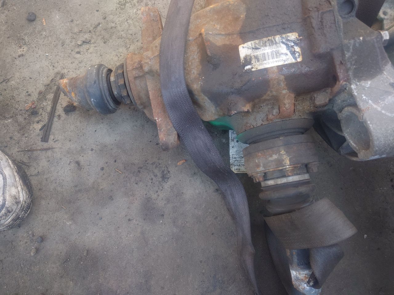 2008 BMW 335i CARRIER ASSEMBLY - 475747 — photo 2