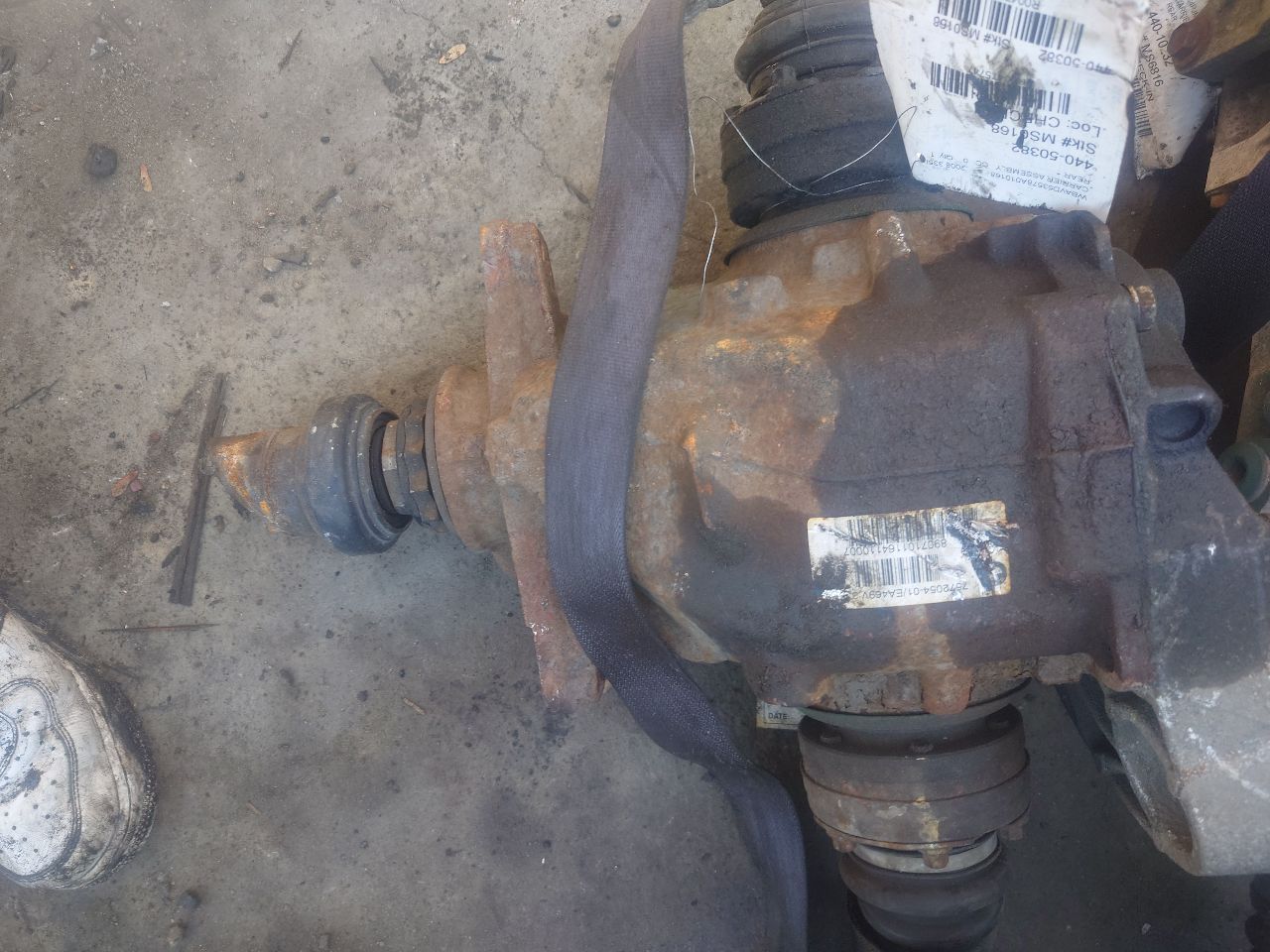 2008 BMW 335i CARRIER ASSEMBLY - 475747 — photo 3