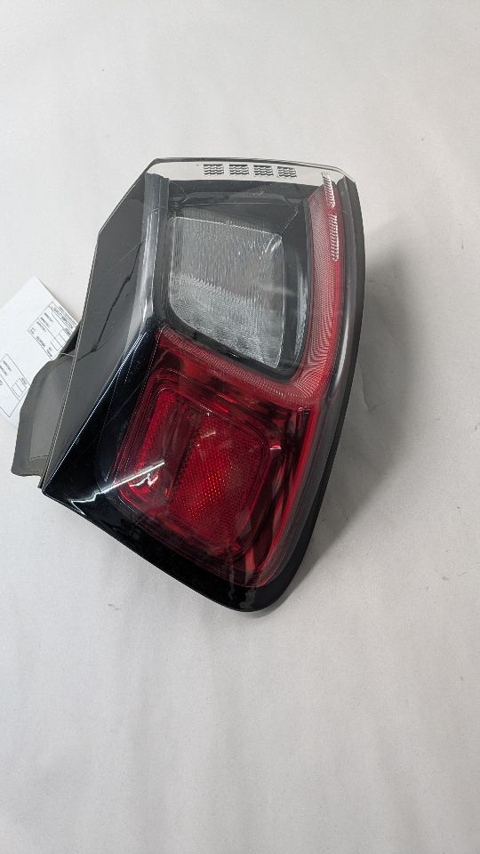 2021 JEEP CHEROKEE Left TAIL LAMP - 475952 — photo 1