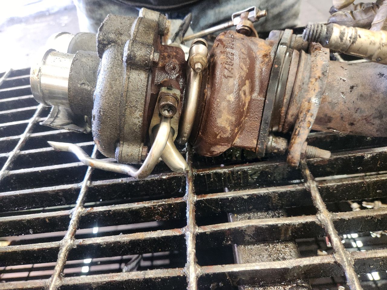2017 FORD EXPEDITION Right Turbo-Supercharger - 476193 — photo 4