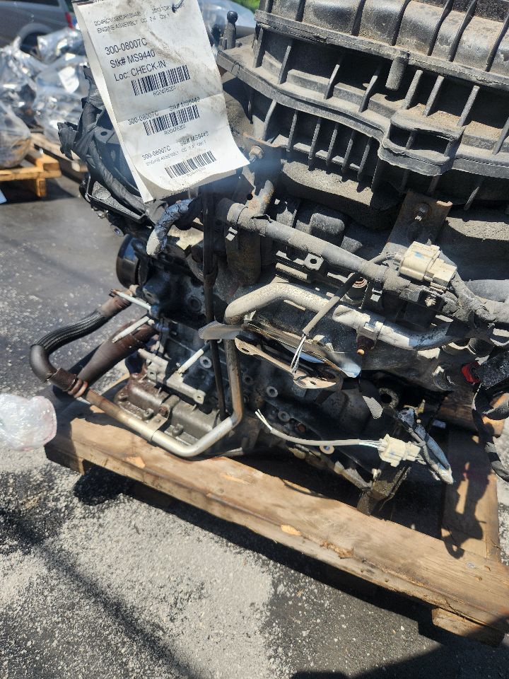 2013 CHRYSLER TOWN & COUNTRY ENGINE ASSEMBLY - 476201 — photo 2